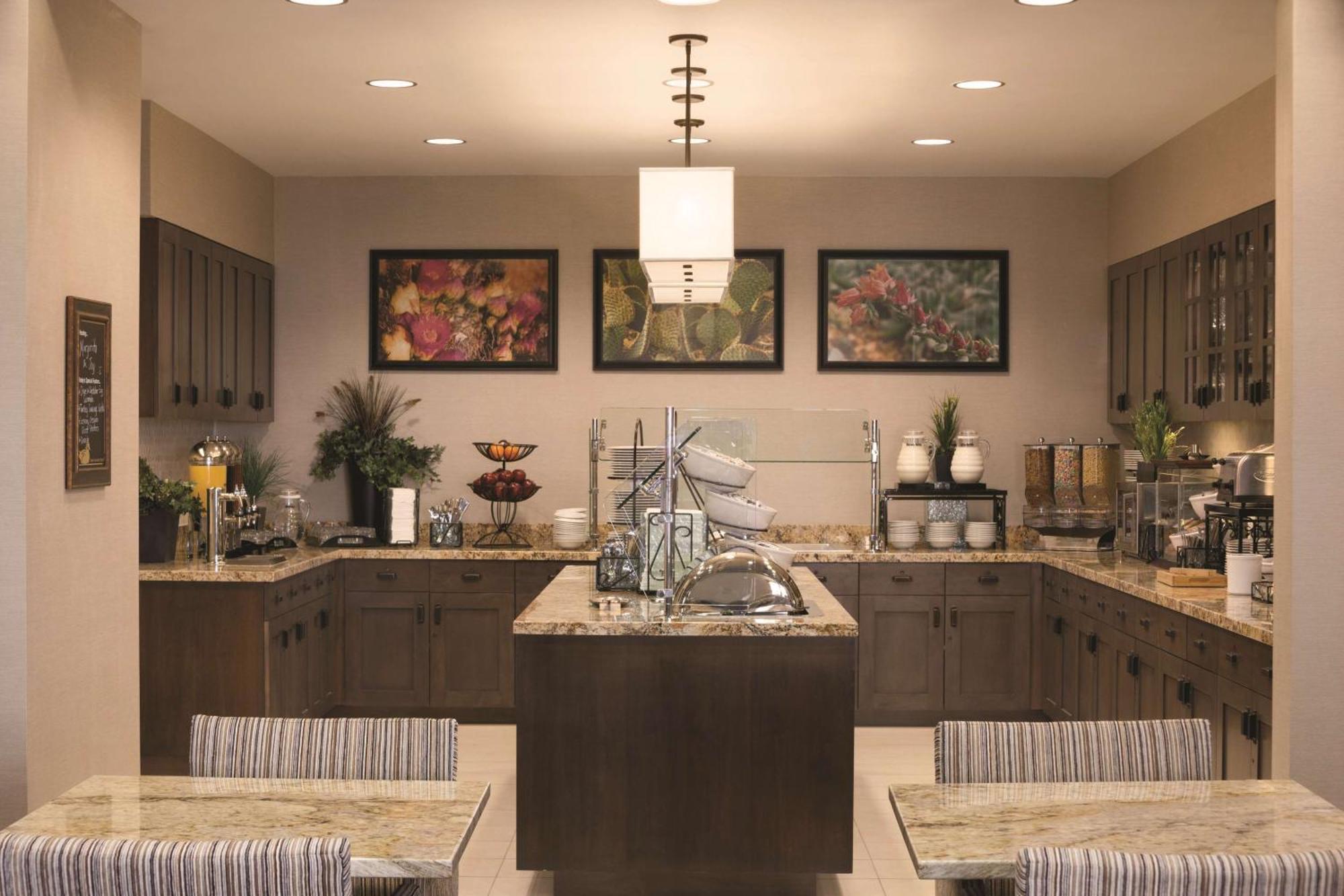 Homewood Suites Tucson St. Philip'S Plaza University Экстерьер фото